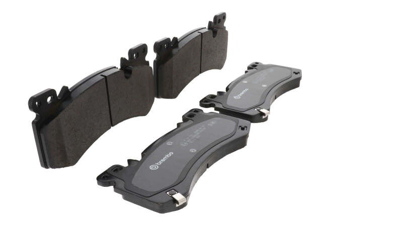 Brembo OE 21-24 Cadillac Escalade/23-24 Chevy Silverado 1500 Premium Low Ceramic Brake Pad - Front - P10101 Photo - Close Up