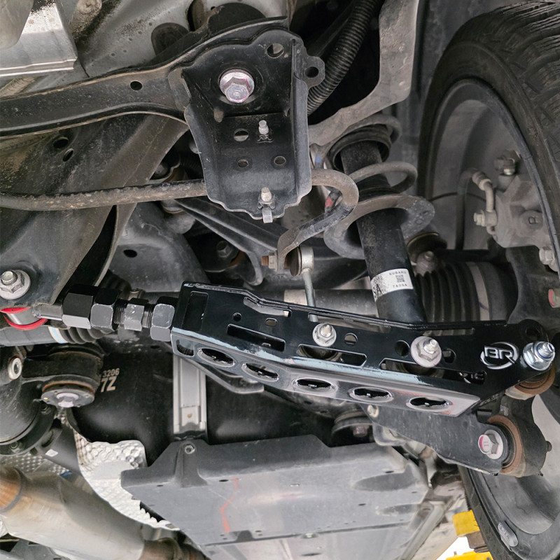 BLOX Racing Racing Rear Lower Control Arms - Blk (Toyota 86 / Scion FRS / Subaru BRZ / WRX / STi) V2 - BXSS-50010-BK-V2 User 1