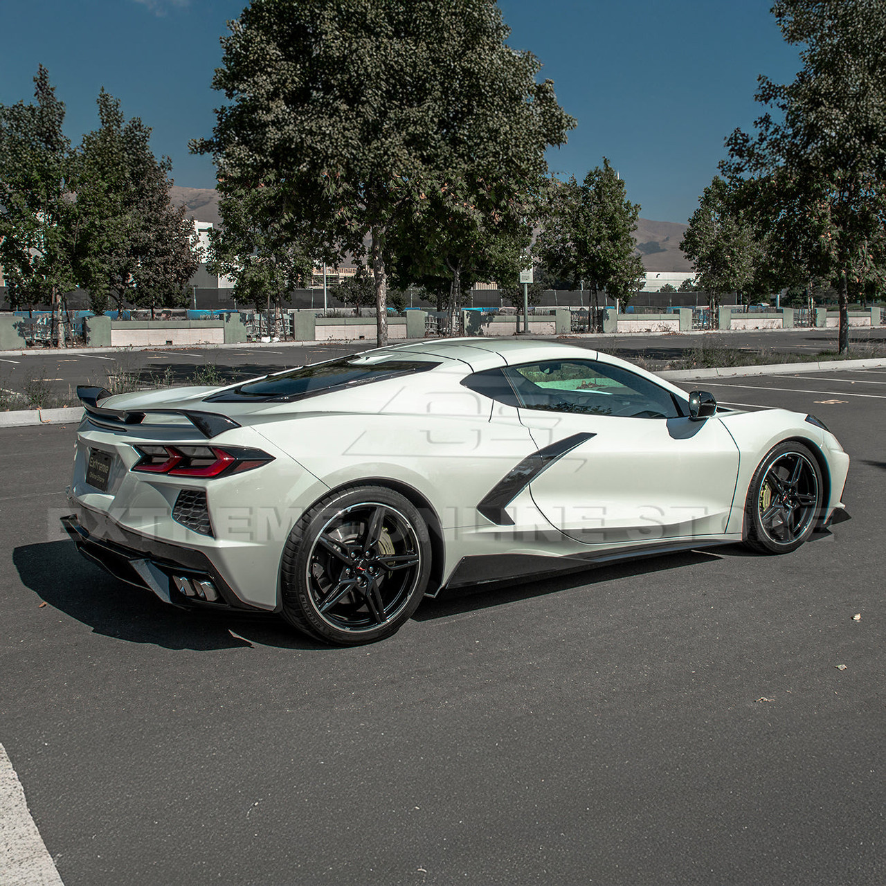 EOS 5VM Style Side Skirts - Carbon Flash Metallic - C8 Corvette (SS-277-V2-ABS)