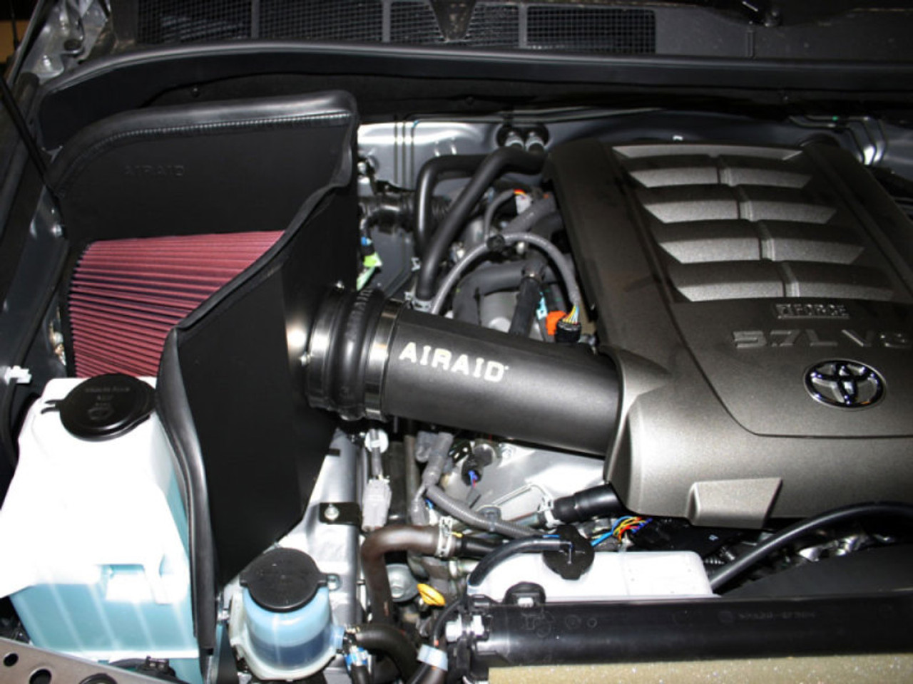 Airaid 07-14 Toyota Tundra/Sequoia 4.6L/5.7L V8 CAD Intake System w/ Tube (Dry / Red Media) - 511-213