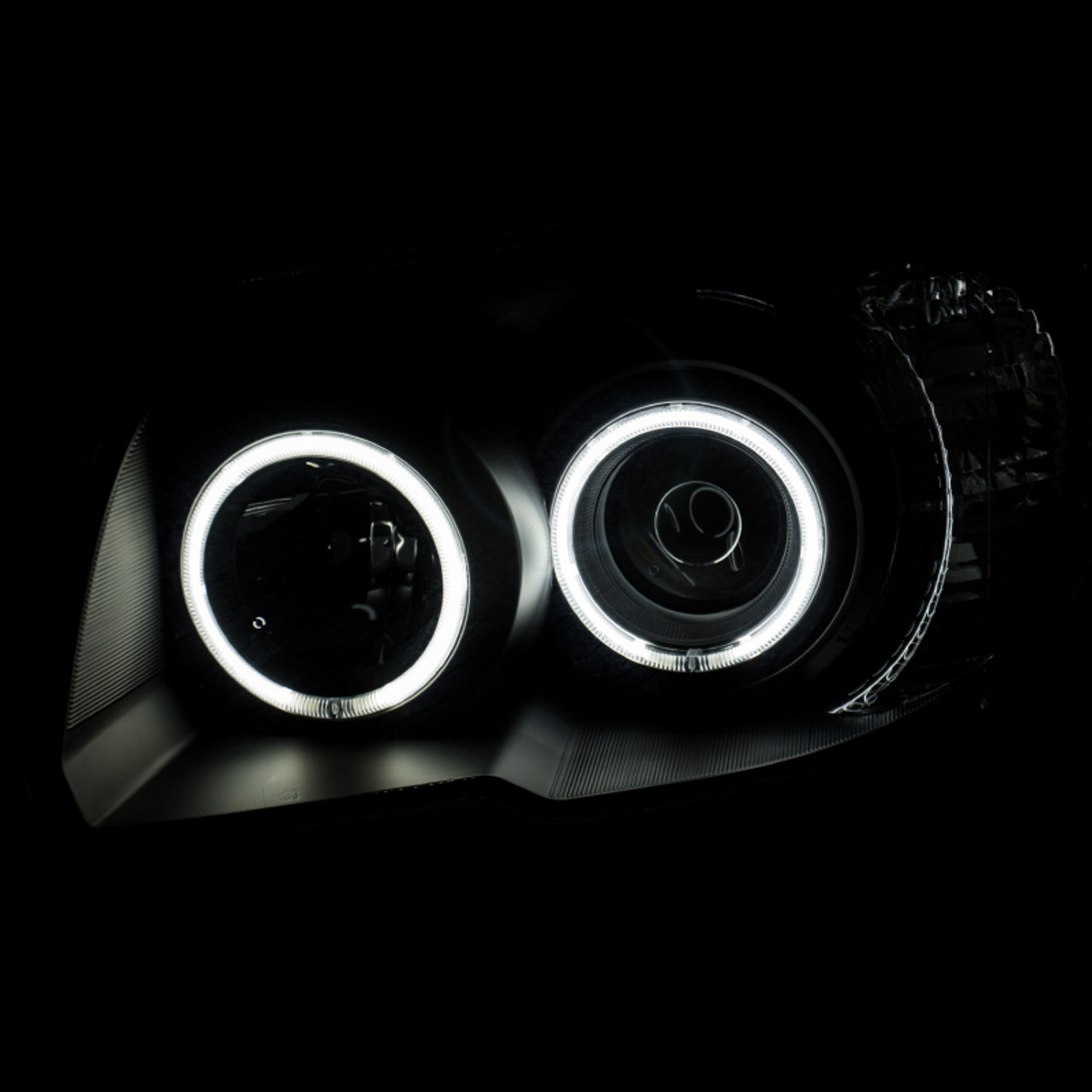 ANZO 2006-2009 Toyota 4Runner Projector Headlights w/ Halo Black - 111320