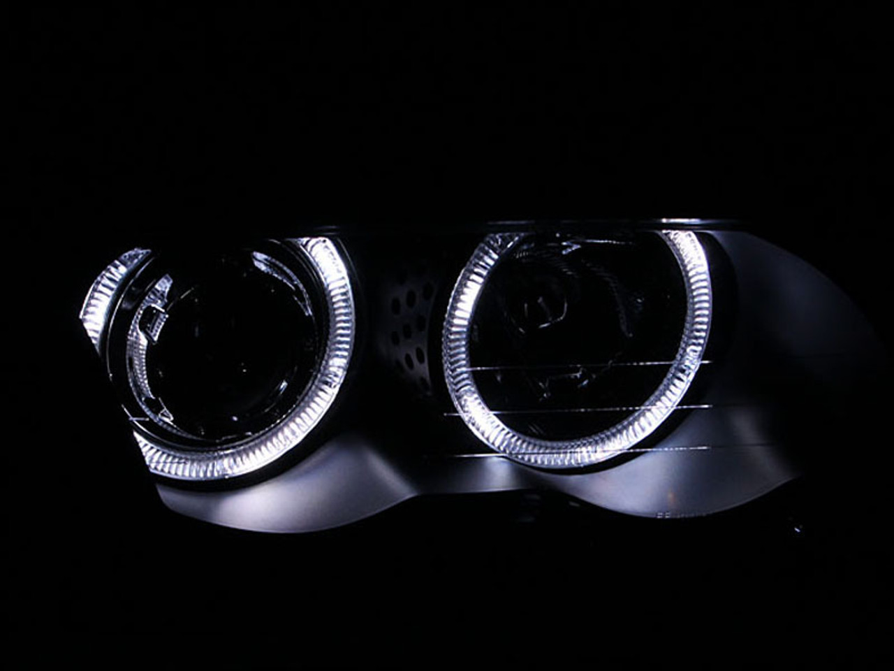 ANZO 1999-2001 BMW 3 Series E46 Projector Headlights w/ Halo Black (CCFL) - 121261