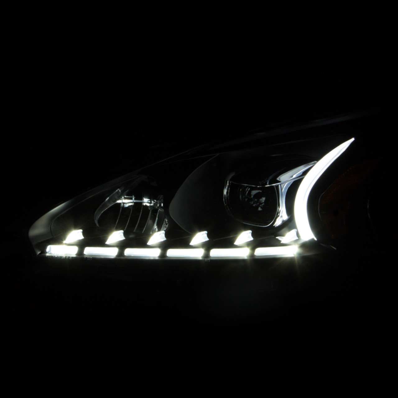 ANZO 2013-2014 Nissan Altima Projector Headlights w/ Plank Style Design Black - 121500