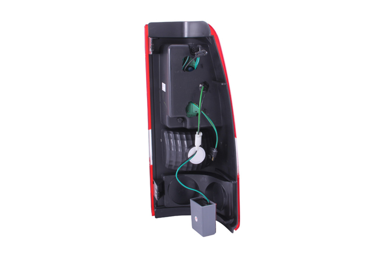 ANZO 1999-2007 Chevrolet Silverado 1500 LED Taillights Red/Clear - 311010