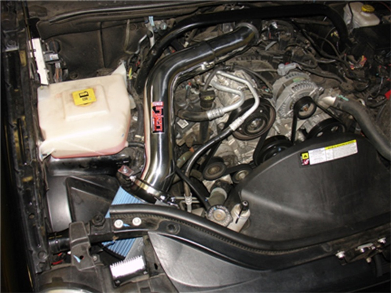 Injen 05-10 Grand Cherokee WK Wrinkle Bk Power-Flow Intake w/ MR Tech & Web Nano Fiber Dry Filter - PF5010WB