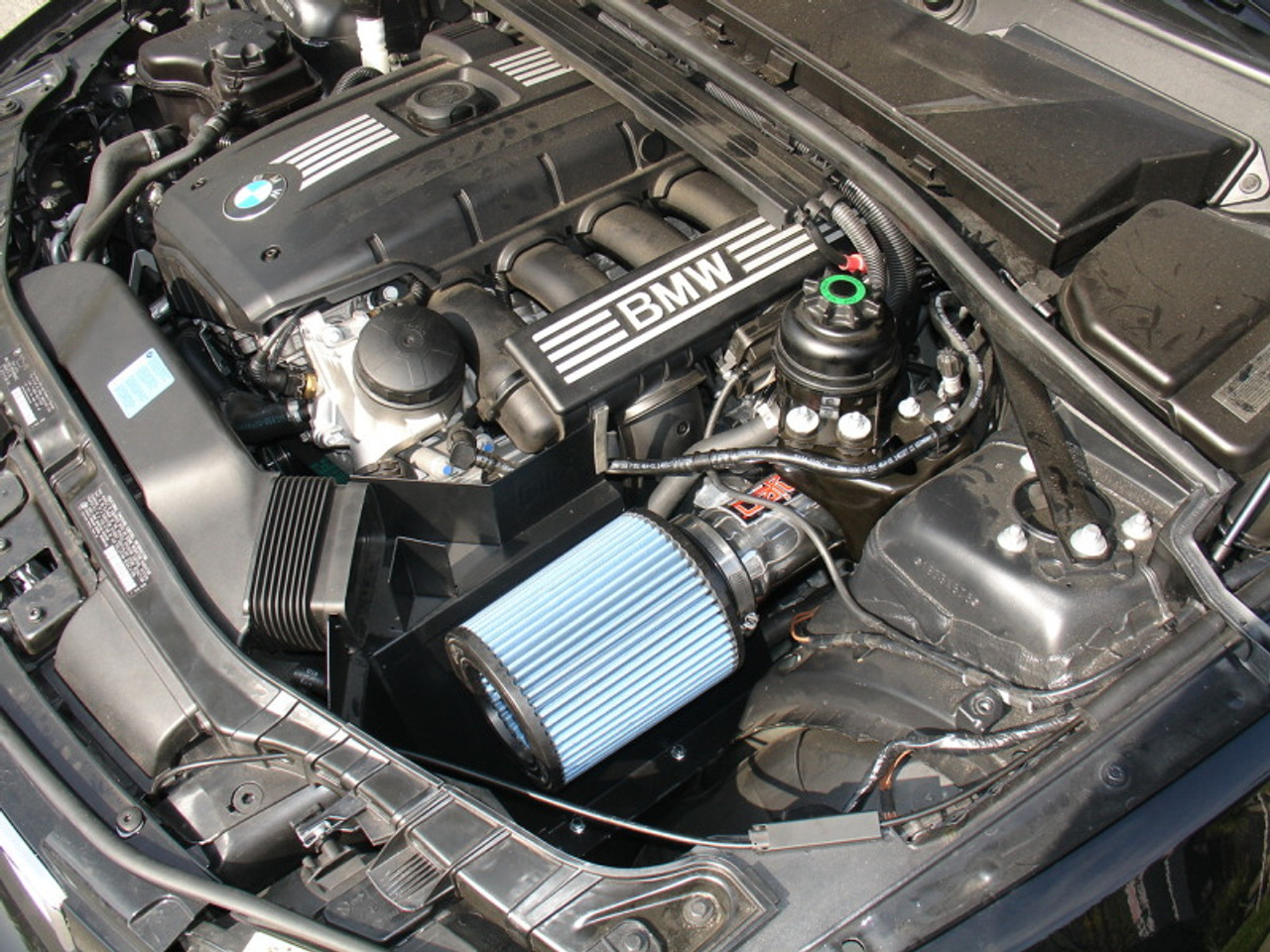 Injen 08-09 128i E82 / 07-09 328i E92 / 2006 330i E92 3.0L 6 Cyl. (Includes Heat Shield) Polished Sh - SP1121P