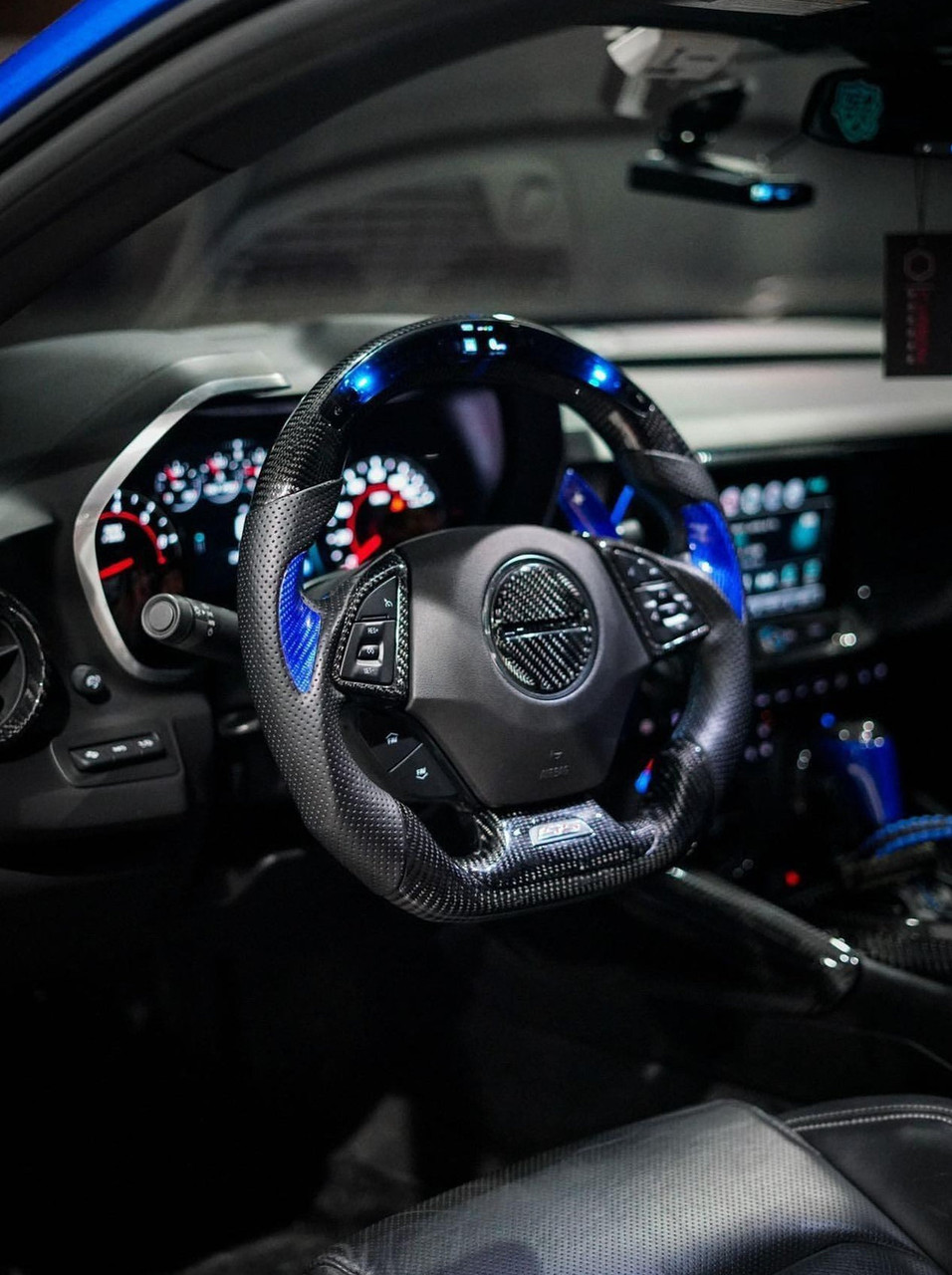 Carbon Fiber Steering Wheel w. Custom Options 16 24 Gen 6 Camaro