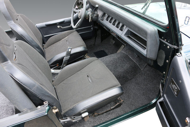 Husky Liners 76-95 Jeep Wrangler/CJ7 (Incl. Heat Shields) Guardian Comfort Jeep Liner - HBRCYJ76F Photo - Mounted