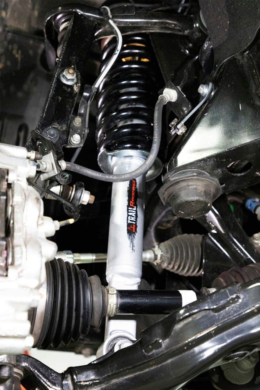 Belltech Trail Performance Lifting Strut 16-20 Toyota Tacoma 4WD 4-6IN - Front - 28015