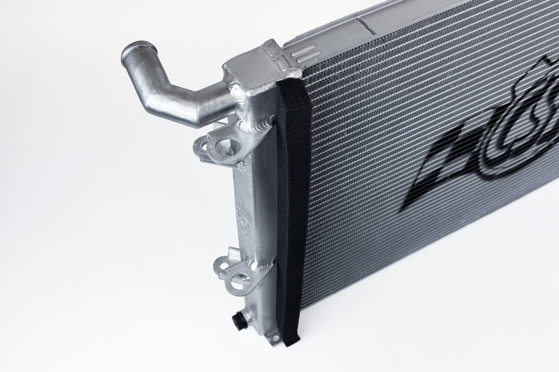 CSF 05-06 Ford GT High-Performance All-Aluminum Heat Exchanger - 8365 Photo - Close Up