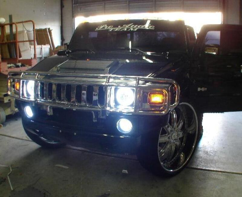 Oracle 03-10 Hummer H2 LED Fog Light Halo Kit - Blue - 1133-002 Photo - lifestyle view