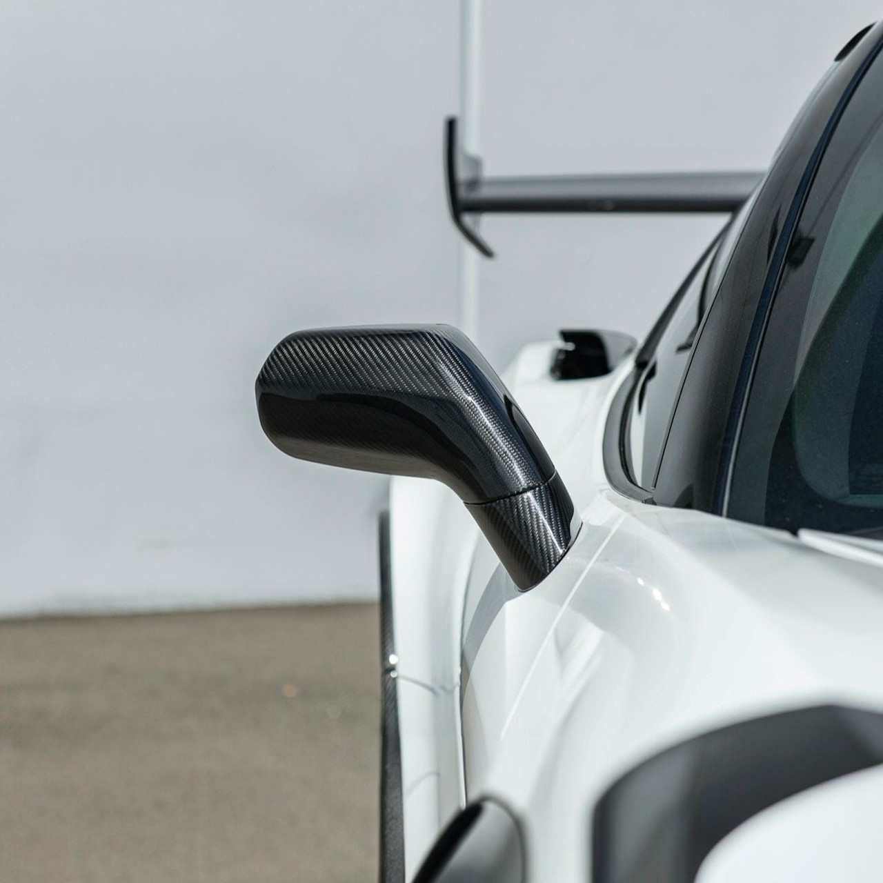 EOS Carbon Fiber Mirror Covers - 14-19 C7 Corvette Stingray / GS / Z06 (MC-1471-BKCF)