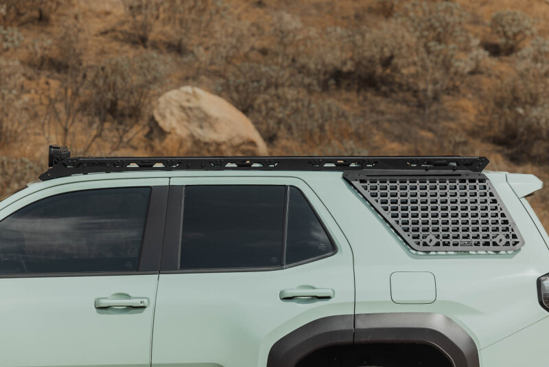 DV8 Baja Designs Linkable Lightbar Mount for DV8 Roof Rack Light Option - RRLB-01L Photo - Close Up