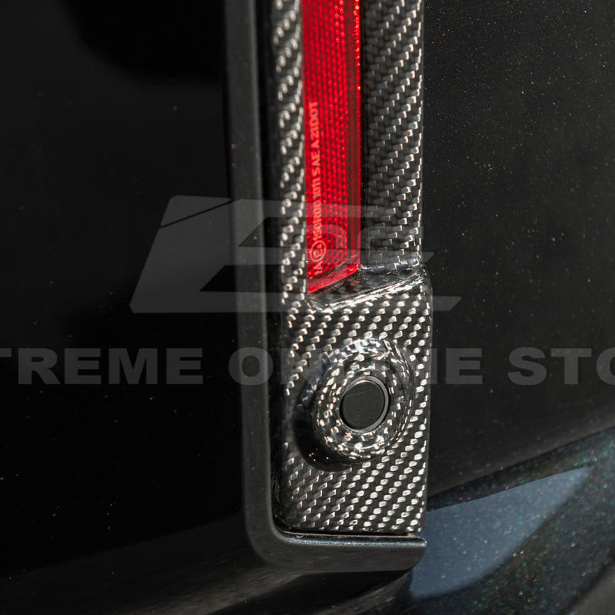 EOS Carbon Fiber Rear Bumper Deflectors - 2023+ BMW M2 G87 (VENT-1429-BKCF)
