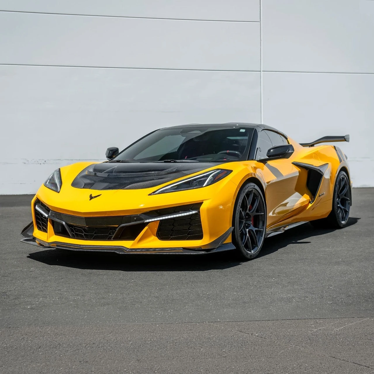 EOS Z07 Style Carbon Fiber Front Splitter & NO-DRILL Canards - C8 Corvette Z06 (FLIP-527-BKCF_SPLITTER-1360-BKCF)
