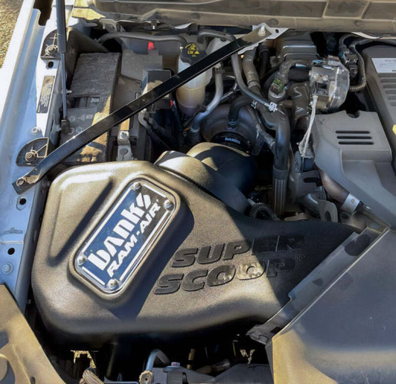 Banks Power 19-21 Dodge Ram 6.7L Ram-Air Intake System - Dry Filter - 42279-D