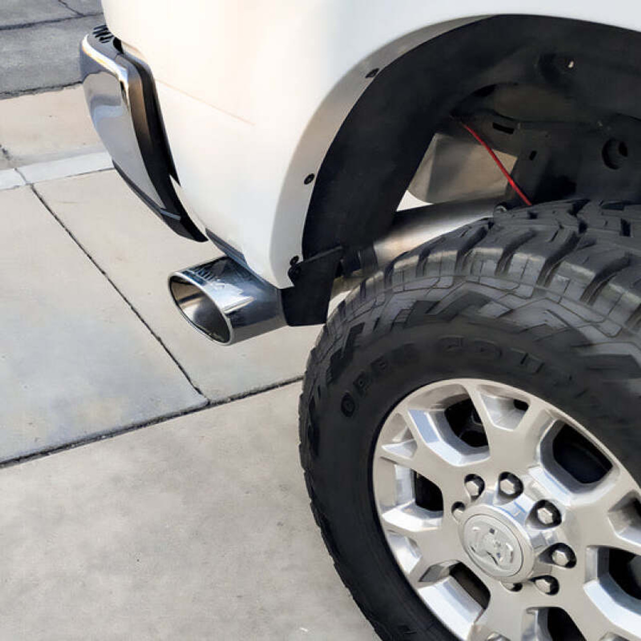 Banks Power 19-23 Dodge Ram Mega Cab 6.7L Cummins Monster Exhaust - SS Single Exhaust w/ Chrome Tip - 49799