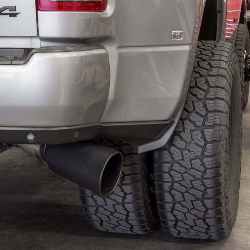Banks Power 19-23 Dodge RAM Monster Exhaust 5.0in Single 6.7L MCSB DRW w/ SideKick Black Tip - 49832-B