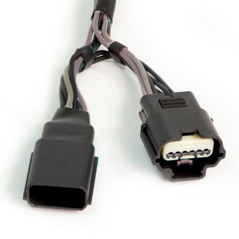 Banks Power Pedal Monster Kit Molex MX64 6-Way CONFIG 2 PM-03 w/iDash Pro 06-07 Chevy 2500/3500 - 64317-P Photo - Close Up