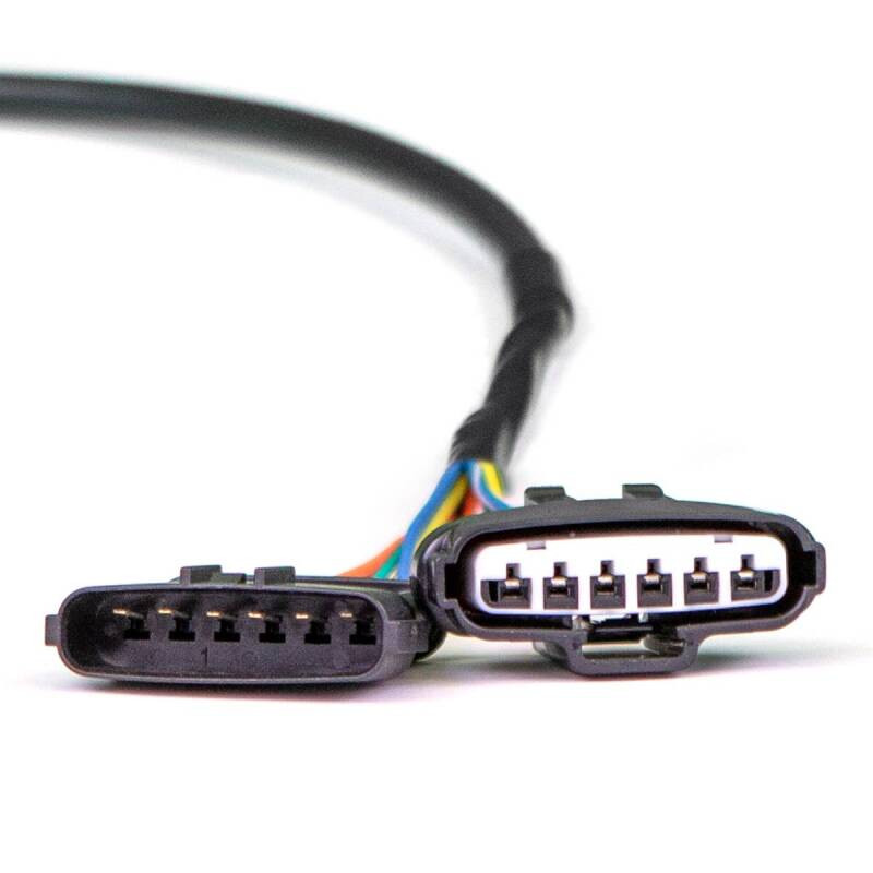 Banks Power Pedal Monster Kit Yazaki 090 II Sealed Series 6-Way CONFIG 1 PM-12 With iDash Data Pro - 64348-P Photo - Close Up