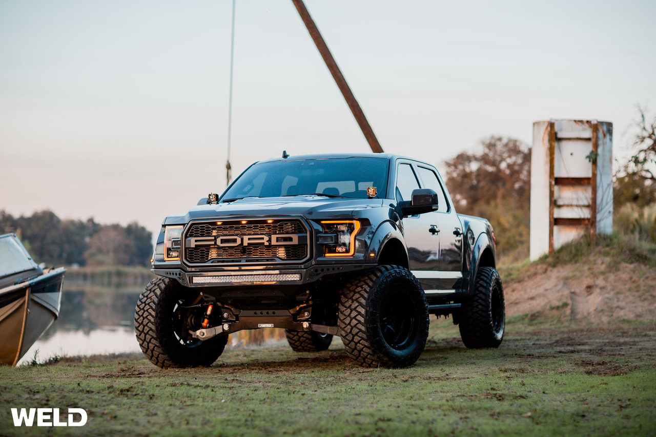 Weld Ledge 6 W106 20x9 / 6x139.7 / +20 Offset / Satin Bronze w. Satin Black Ring