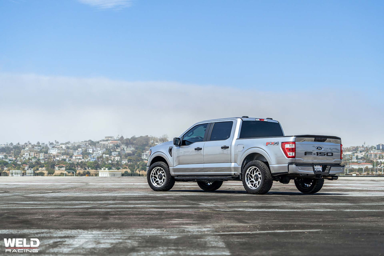 Weld Fulcrum W117 20x9 / 6x135 / +0 Offset / Gloss Black Milled Wheel