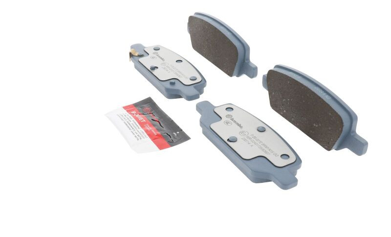 Brembo OE 17-21 Tesla 3/20-21 Y EVPad BrakePad - P09027E Photo - Close Up