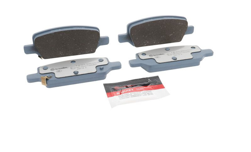 Brembo OE 17-21 Tesla 3/20-21 Y EVPad BrakePad - P09027E Photo - Close Up