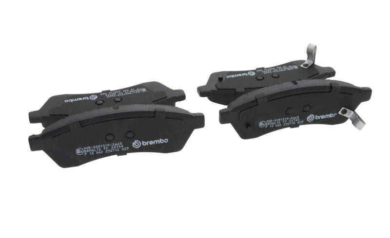 Brembo OE 04-06 Suzuki Verona PRIME Low-Met Brake Pad - Rear - P10060 Photo - Close Up