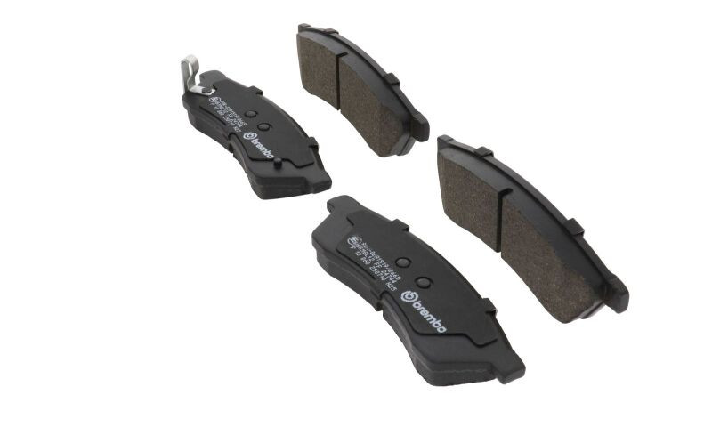 Brembo OE 04-06 Suzuki Verona PRIME Low-Met Brake Pad - Rear - P10060 Photo - Close Up