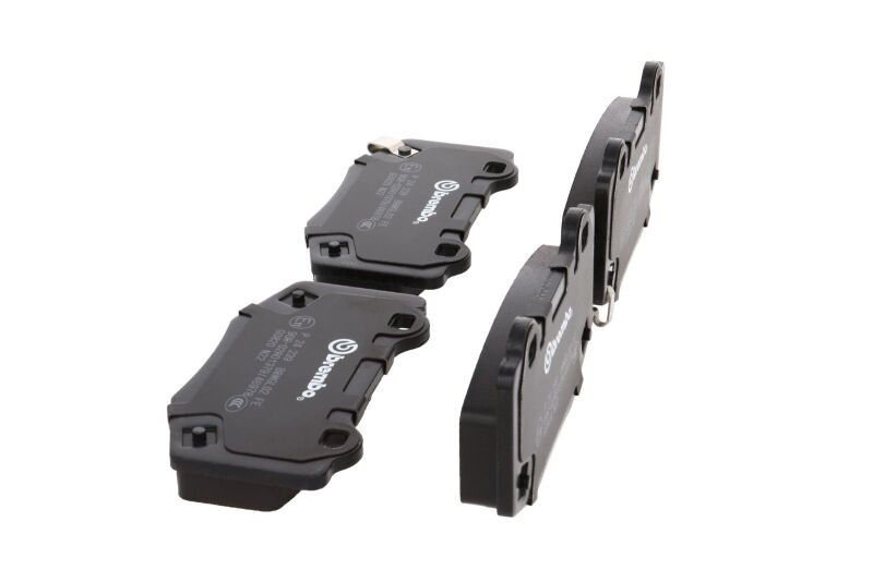 Brembo OE 15-22 Ford Mustang PRIME Low-Met Brake Pad - Rear - P24239 Photo - Close Up