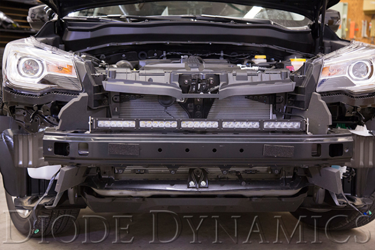 Diode Dynamics 30 In LED Light Bar Single Row Straight - Amber Combo Each Stage Series - DD5054