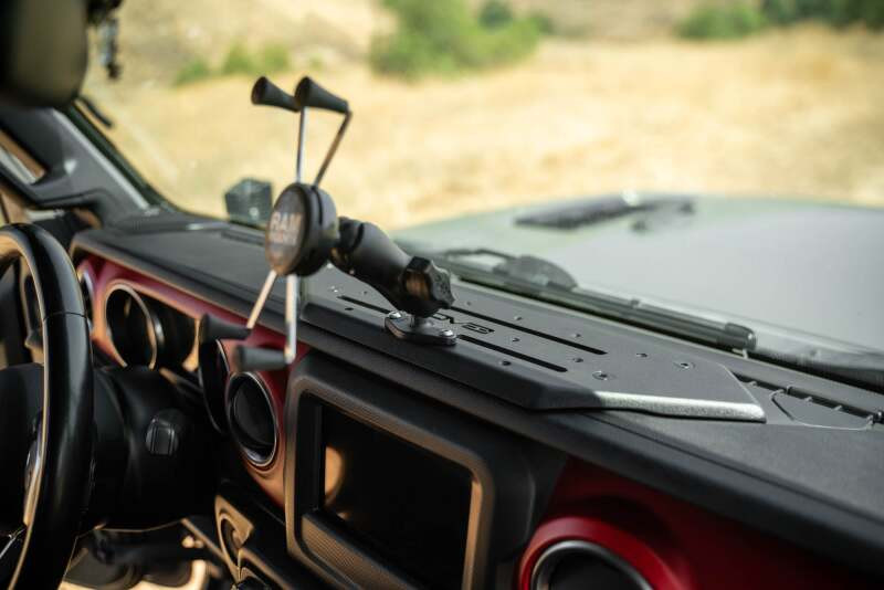 DV8 Offroad 18-23 Jeep Wrangler JL/20-23 Gladiator JT Device Dash Mount V2 - DMJL-02 Photo - out of package