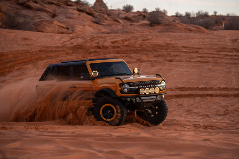 DV8 Offroad 21-25 Ford Bronco Tube Serries Front Bumper - Black Powdercoat - FBBR-08 Photo - out of package