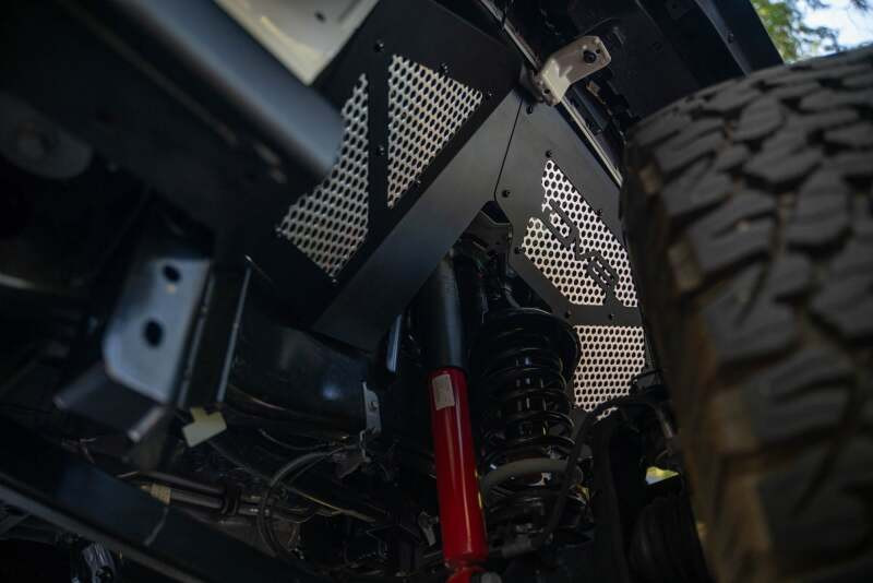 DV8 Offroad 2018+ Jeep Wrangler JL/Gladiator JT Front Inner Fenders - INFEND-06FB Photo - out of package