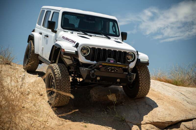 DV8 Offroad 2018+ Jeep Wrangler JL/Gladiator JT Front Inner Fenders - INFEND-06FB Photo - out of package