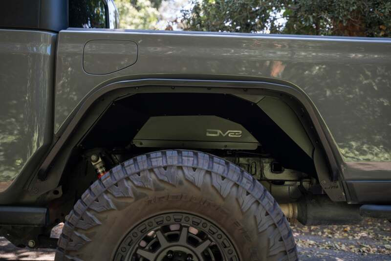 DV8 Offroad 20-24 Jeep Gladiator JT Rear Inner Fender Liners - Satin Black - INFEND-07RB Photo - out of package