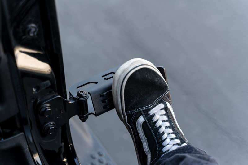 DV8 Offroad 07-23 Jeep Gladiator/Wrangler JT/JK/JL Foot Pegs - STJL-05