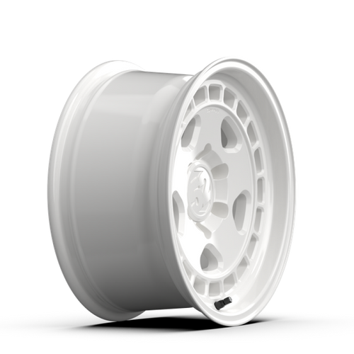 fifteen52 Turbomac HD Classic 17x8.5 / 5x127 BP / 0 ET / 71.5mm CB / 4.75in BS / Classic White Wheel - THCCW-78557-00