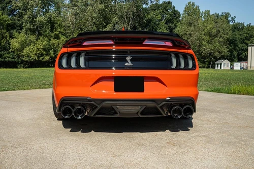 Corsa 20-22 Ford Mustang GT500 3.0in Dual Rear Exit Catback w/ Twin 5.0in Black Carbon Fiber Tips - 21292CFBLK Photo - Mounted