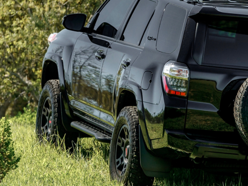 Cali Raised 10-24 Toyota 4Runner Step Ed Bolt On Rock Sliders - Kick Out/PwdrCoat Plate/BedLiner - CR2684
