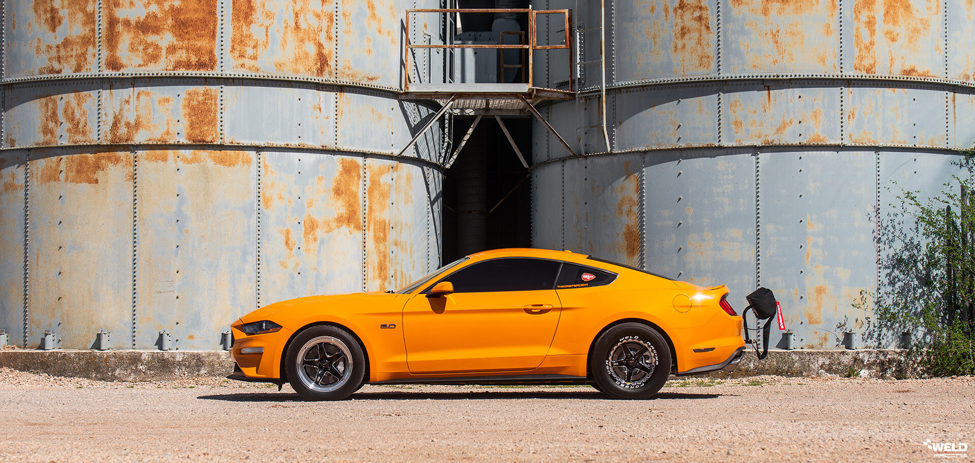 orange-fury-ford-mustang-gt-s550-procharger-weld-racing-s71-mickey-thompson-a.jpg