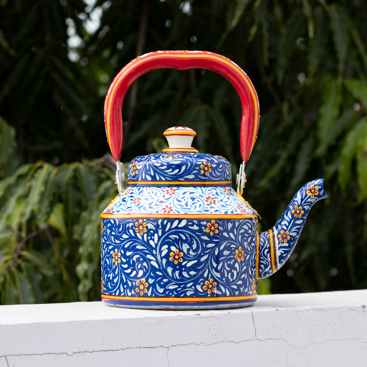 Decorative Hand-Painted Stainless Steel Tea Kettle with Indian Art
