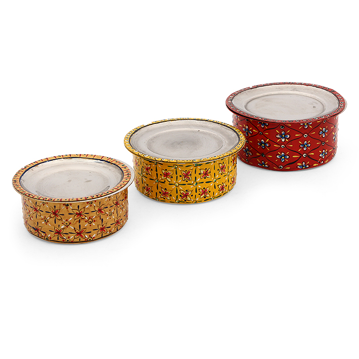 Serving Bowls set of 3 Containers with lids: Gold , Yellow, Red