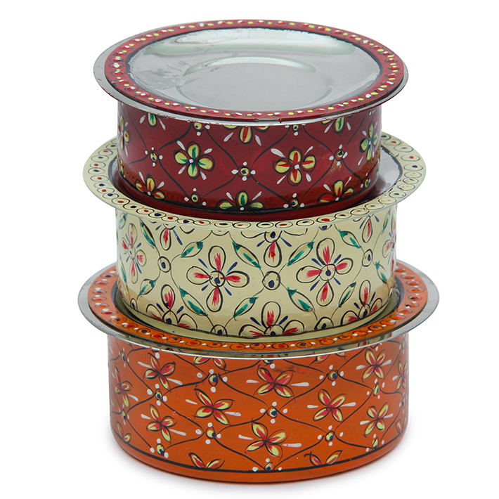 Serving Bowls set of 3 Containers with lids: Maroon, White, Orange Serving Bowls set of 3 Containers with lids: Maroon, White, Orange