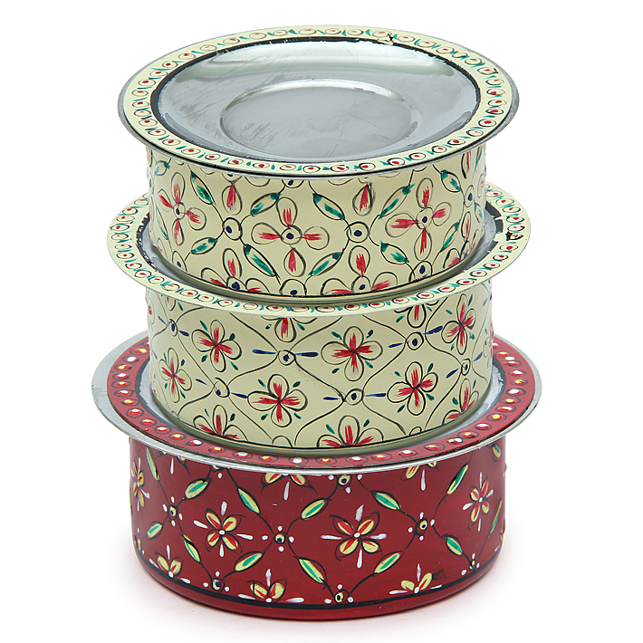 Serving Bowls set of 3 Containers with lids: White & Red Serving Bowls set of 3 Containers with lids: White & Red