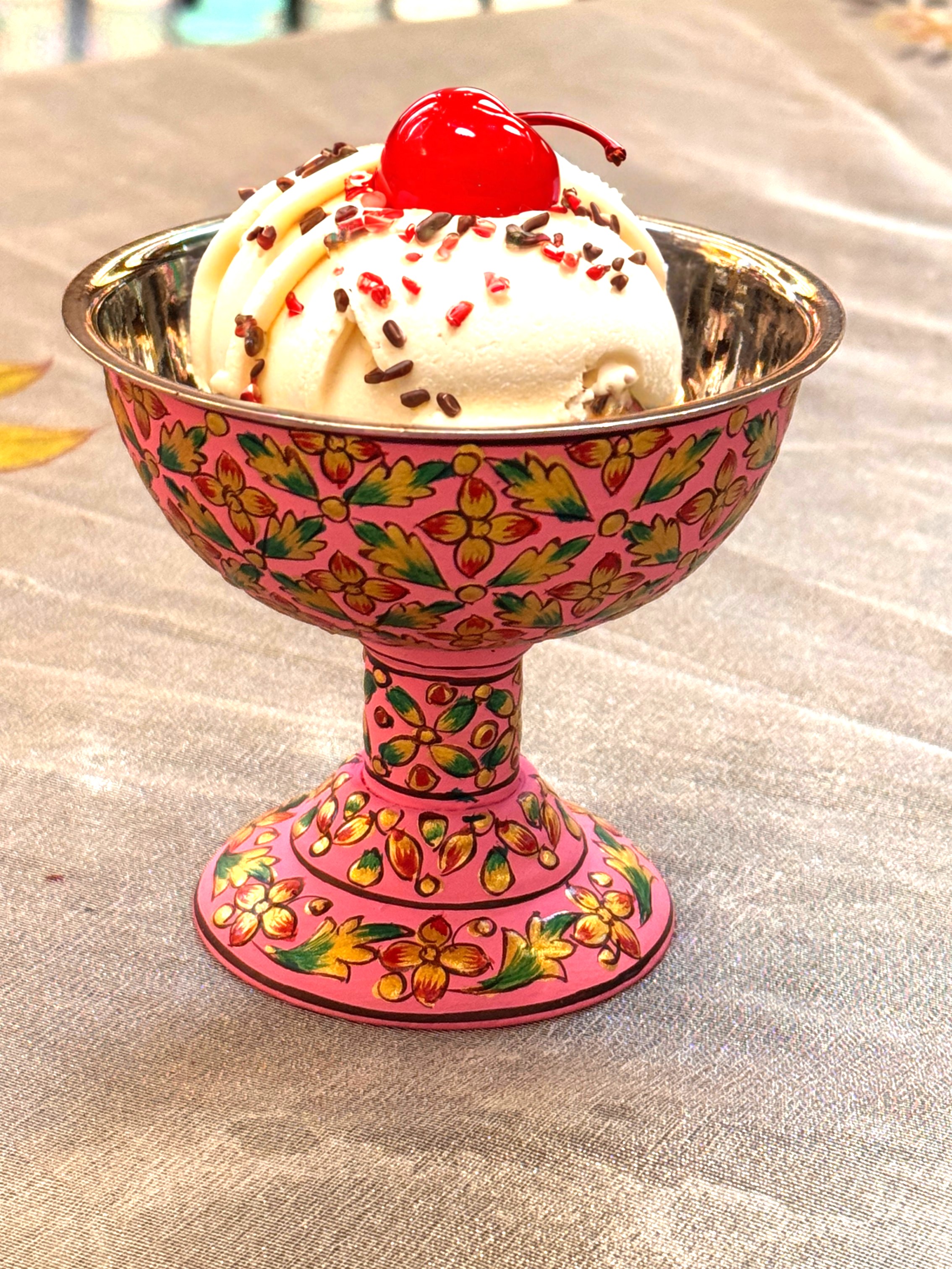 Hand Painted Ice cream Bowl Set of 2  : Pink