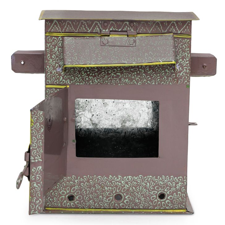 Hand    Painted    Postbox'