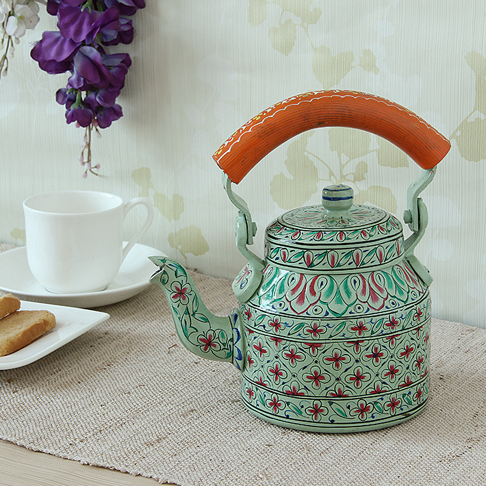 Charming Hand-Painted Teapot for Tea Lovers: 'soothe the soul' Charming Hand-Painted Teapot for Tea Lovers: 'soothe the soul'