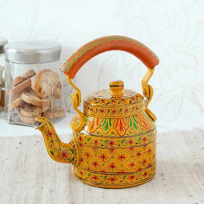 Charming Hand-Painted Teapot for Tea Lovers: 'The Delicate'